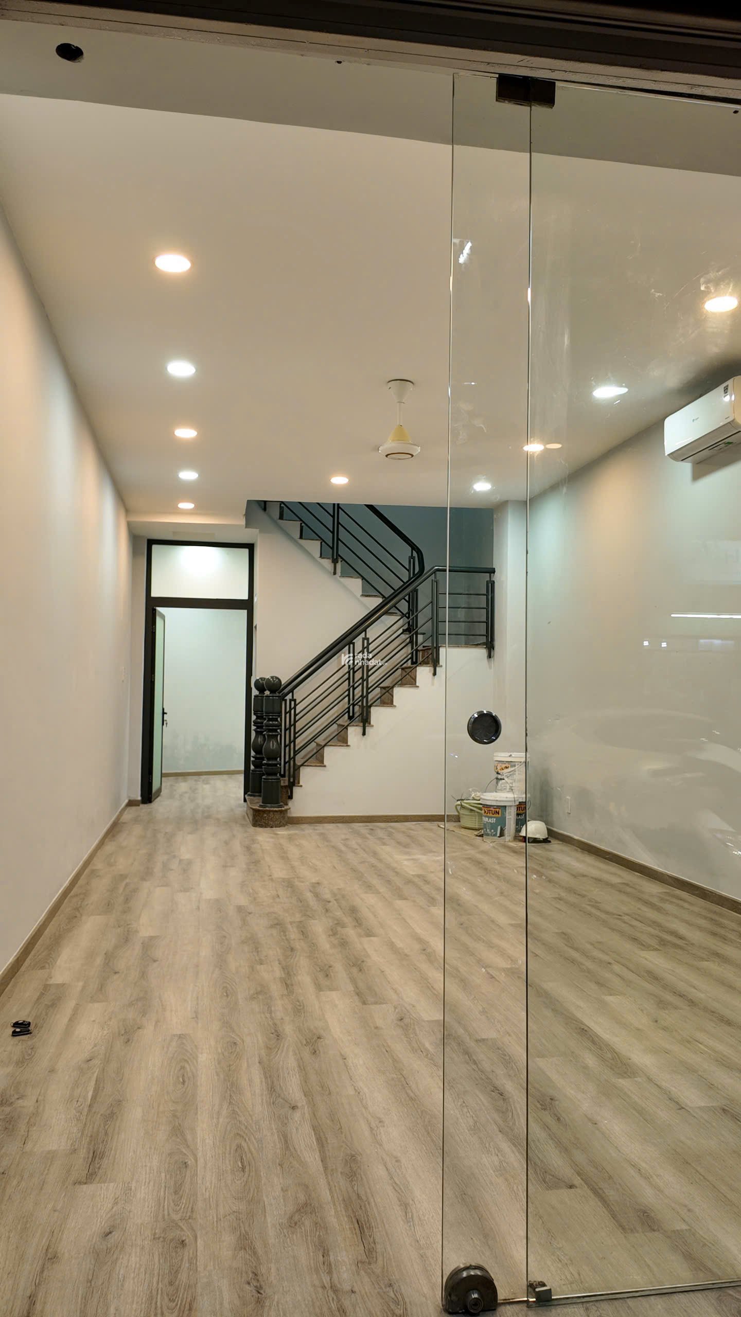  Bán Nhà Mặt Tiền Nguyễn Văn Giai Q1 - 4*14 - Giảm Giá Mạnh!