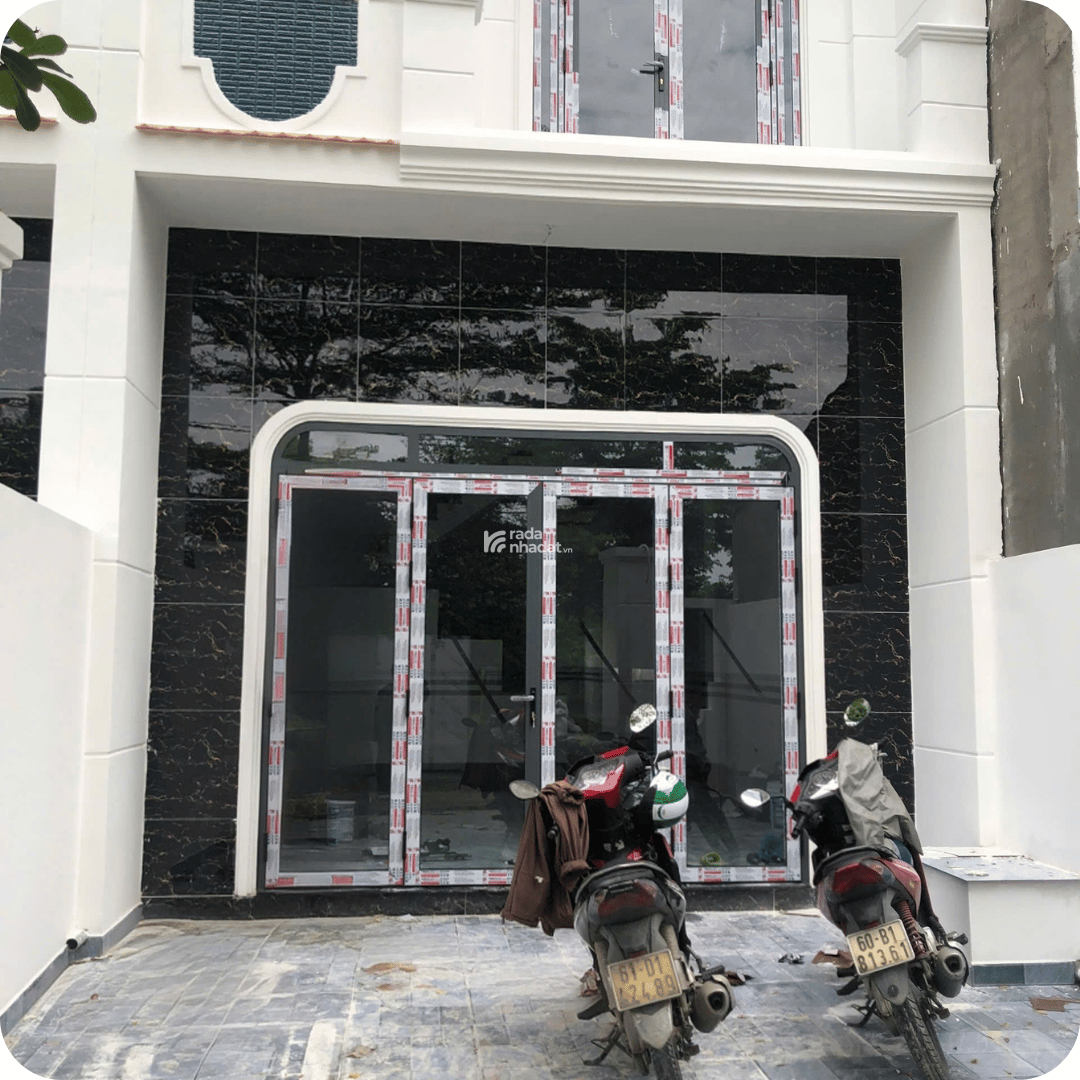 Chủ kẹt tiền - Bán gấp nhà siêu đẹp 100m vuông. 