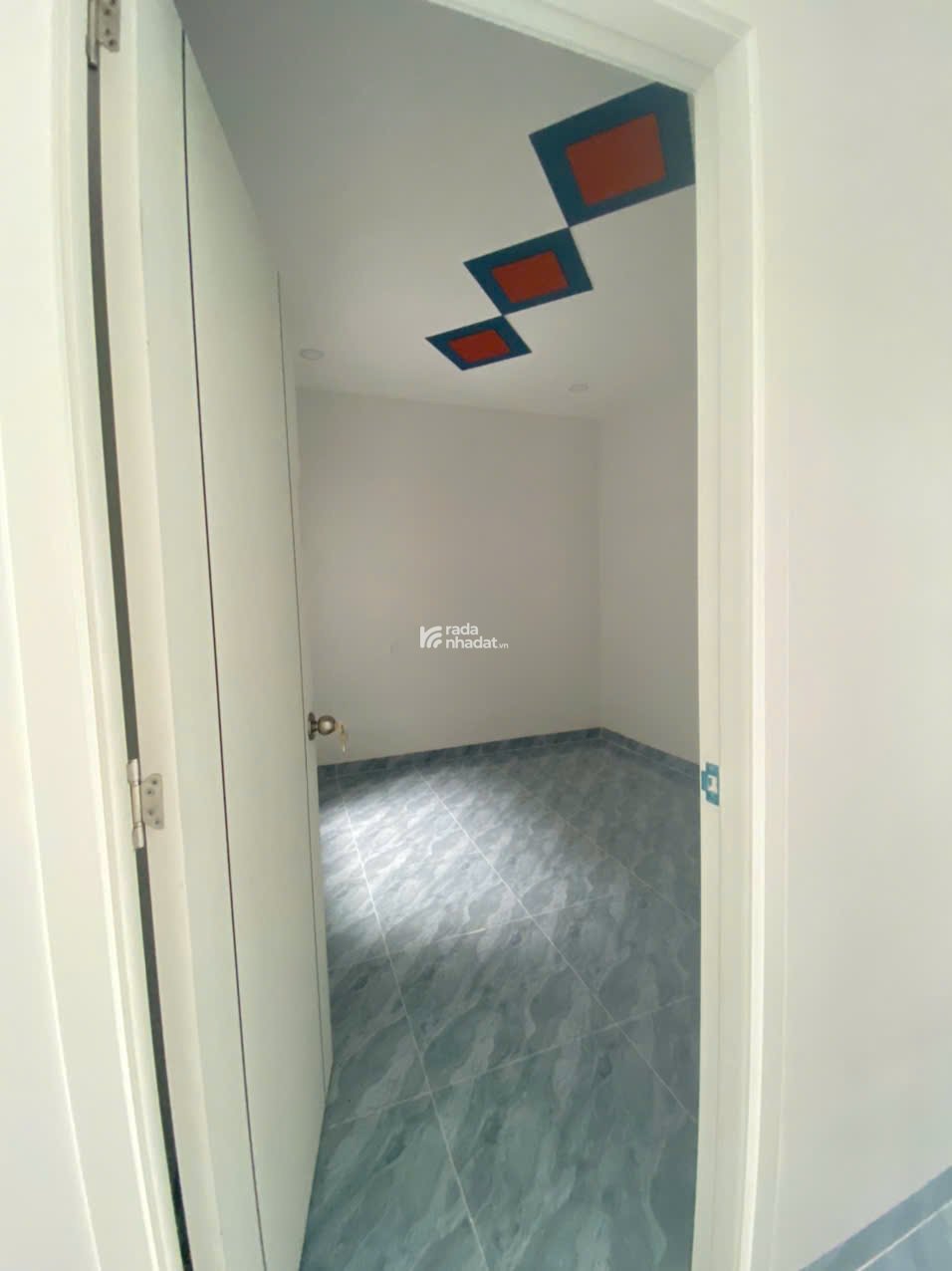 Chủ kẹt tiền - Bán gấp nhà siêu đẹp 100m vuông. 