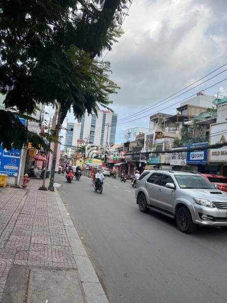 MẶT TIỀN Q3 - VỊ TRÍ KINH DOANH ĐỈNH - 7 TẦNG THANG MÁY XỊN