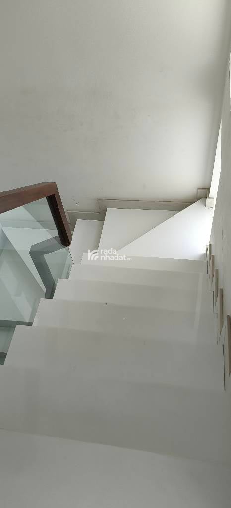 MẶT TIỀN Q3 - VỊ TRÍ KINH DOANH ĐỈNH - 7 TẦNG THANG MÁY XỊN