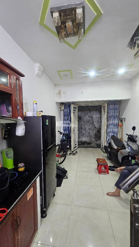 Bán Nhà Gò Dầu Sát Mặt Tiền, DTSD 42m2, Chỉ 2.35 tỷ