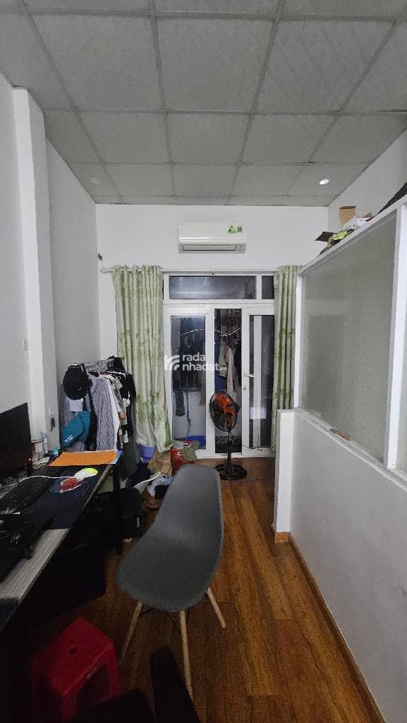 Bán Nhà Gò Dầu Sát Mặt Tiền, DTSD 42m2, Chỉ 2.35 tỷ