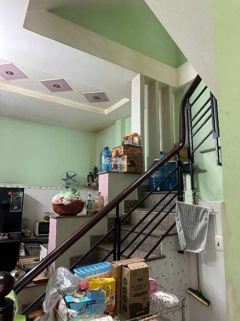 HẺM NHỰA 10M - 3 TẦNG - 49M2 - LÊ VĂN QUỚI - BÌNH TÂN - GIÁ NHỈNH 6 TỶ XÍU.