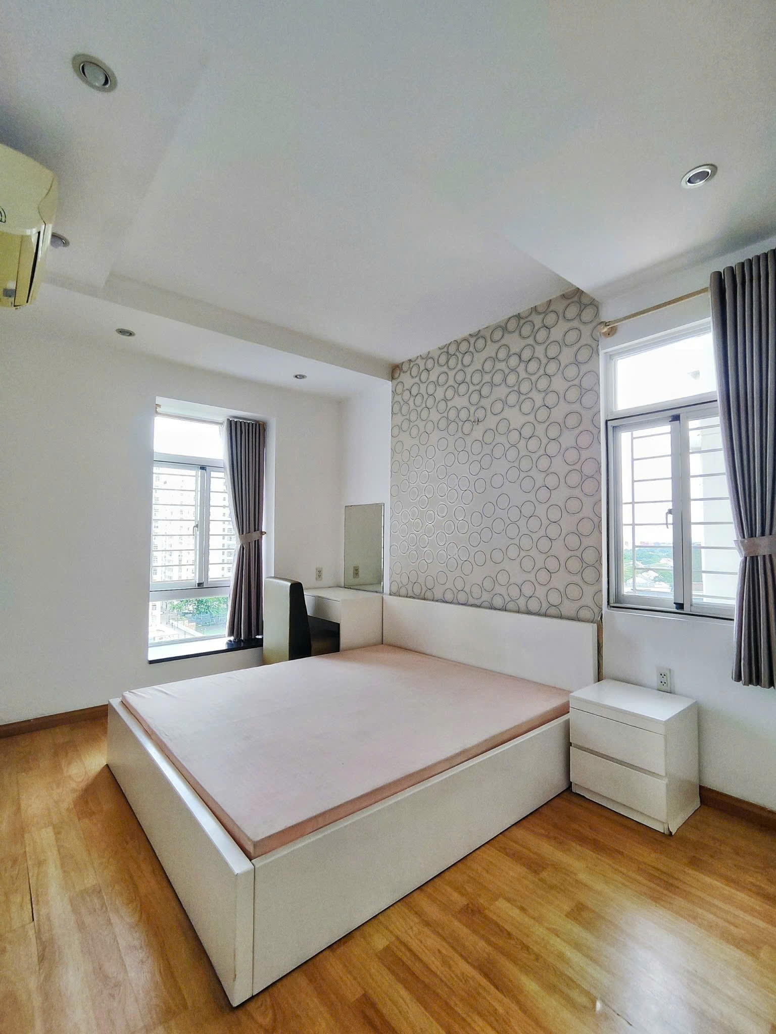 Cho thuê căn hộ Sky garden 3, PMH, Q7, Dt 68m2, TK 2PN full nội thất mới đẹp, giá chỉ 15 triệu