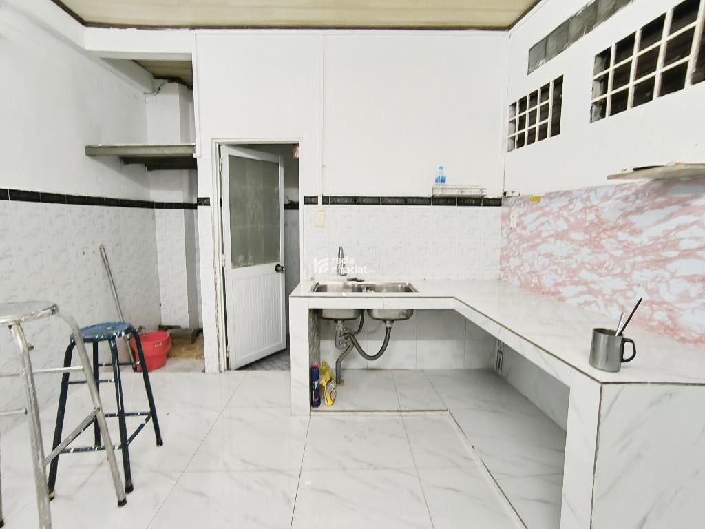 BÁN NHÀ 2 TẦNG ĐƯỜNG ĐINH TIÊN HOÀNG BÌNH THẠNH, CHỈ 4.65 TỶ, THƯƠNG LƯỢNG CHÍNH CHỦ 