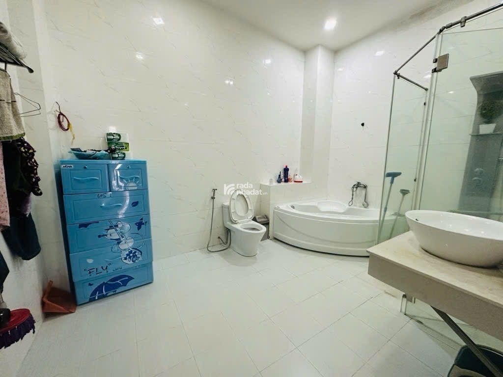 Nhà Đẹp 4 Tầng - Khu Vip Tân Phú Ngay Trường Cấp 3 Trần Phú Sát Chợ Tân Hương - Hẻm Nhựa Oto 