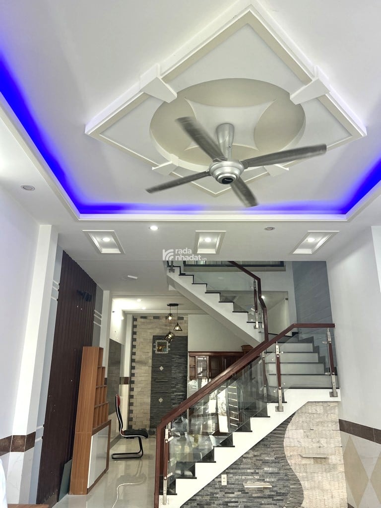 NHÀ 4 TẦNG ĐẸP 60M2 HẺM XE TẢI, P. TĂNG NHƠN PHÚ, THỦ ĐỨC