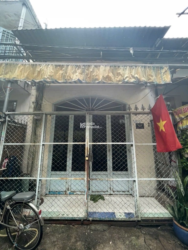 NGAY CHỢ VẢI, VILLA NGUYỄN SƠN, TÂN PHÚ, 125M2 HIẾM CÓ. GIẢM 550TR CHỈ 2.35T TL TỐT