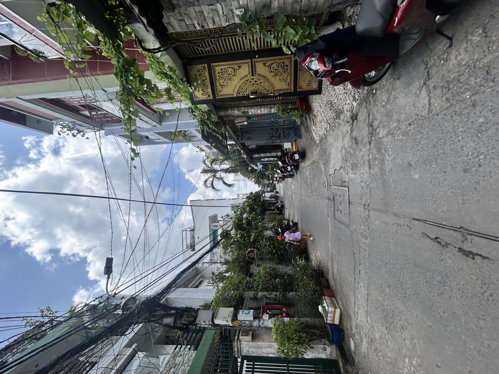 TRUNG TÂM TÂN PHÚ HXH 4 TẦNG 80M2