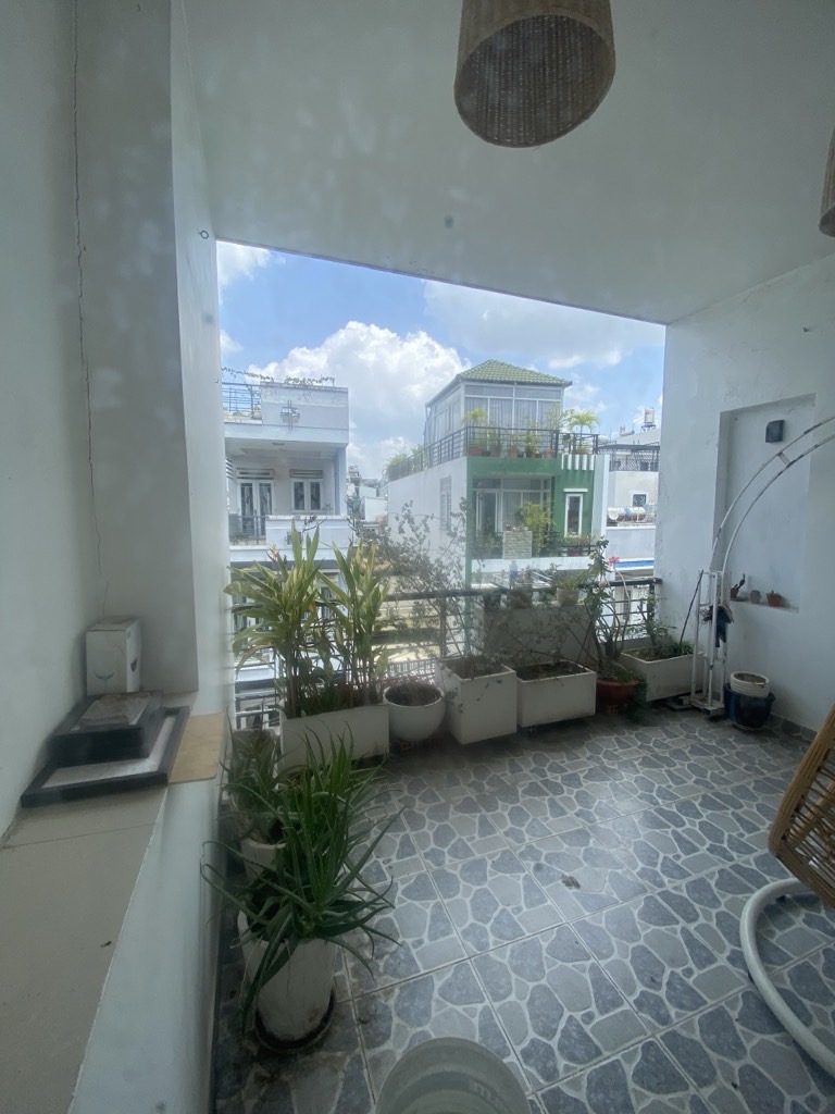 TRUNG TÂM TÂN PHÚ HXH 4 TẦNG 80M2