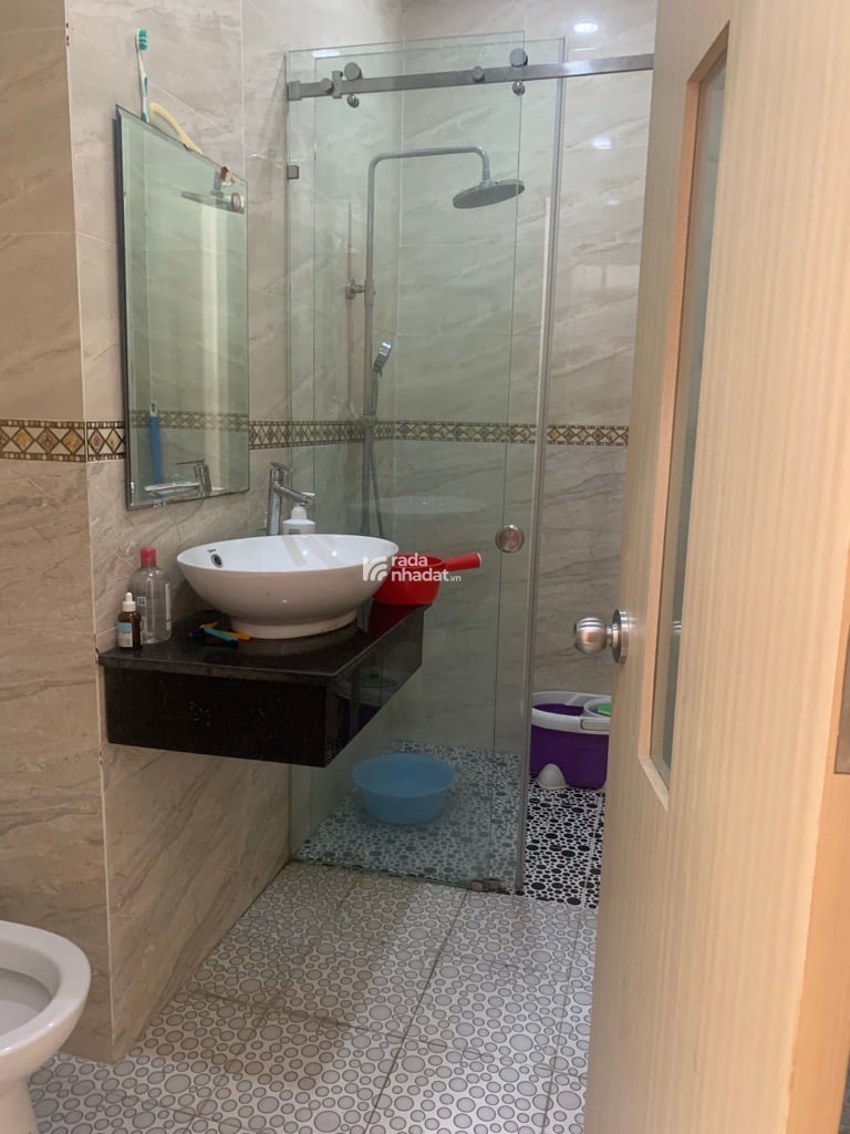 BÁN NHÀ 5 TẦNG, ÔTÔ TRONG NHÀ, SÁT TRƯỜNG CHINH, PHAN HUY ÍCH F15 TÂN BINH, 8 TỶ TÍ