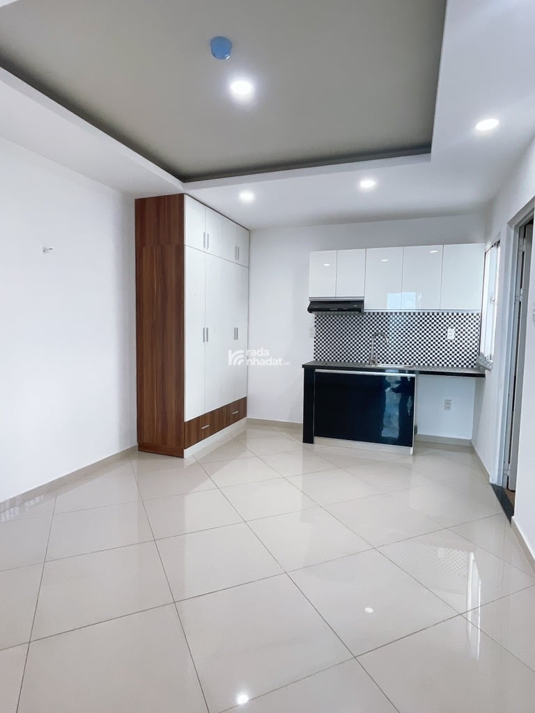 NHÀ 7 TẦNG - KHU K300 - TÂN BÌNH - NGANG KHỦNG 18M - DTCN 173M2 - DÒNG TIỀN 200TR / THÁNG - GIÁ 54 