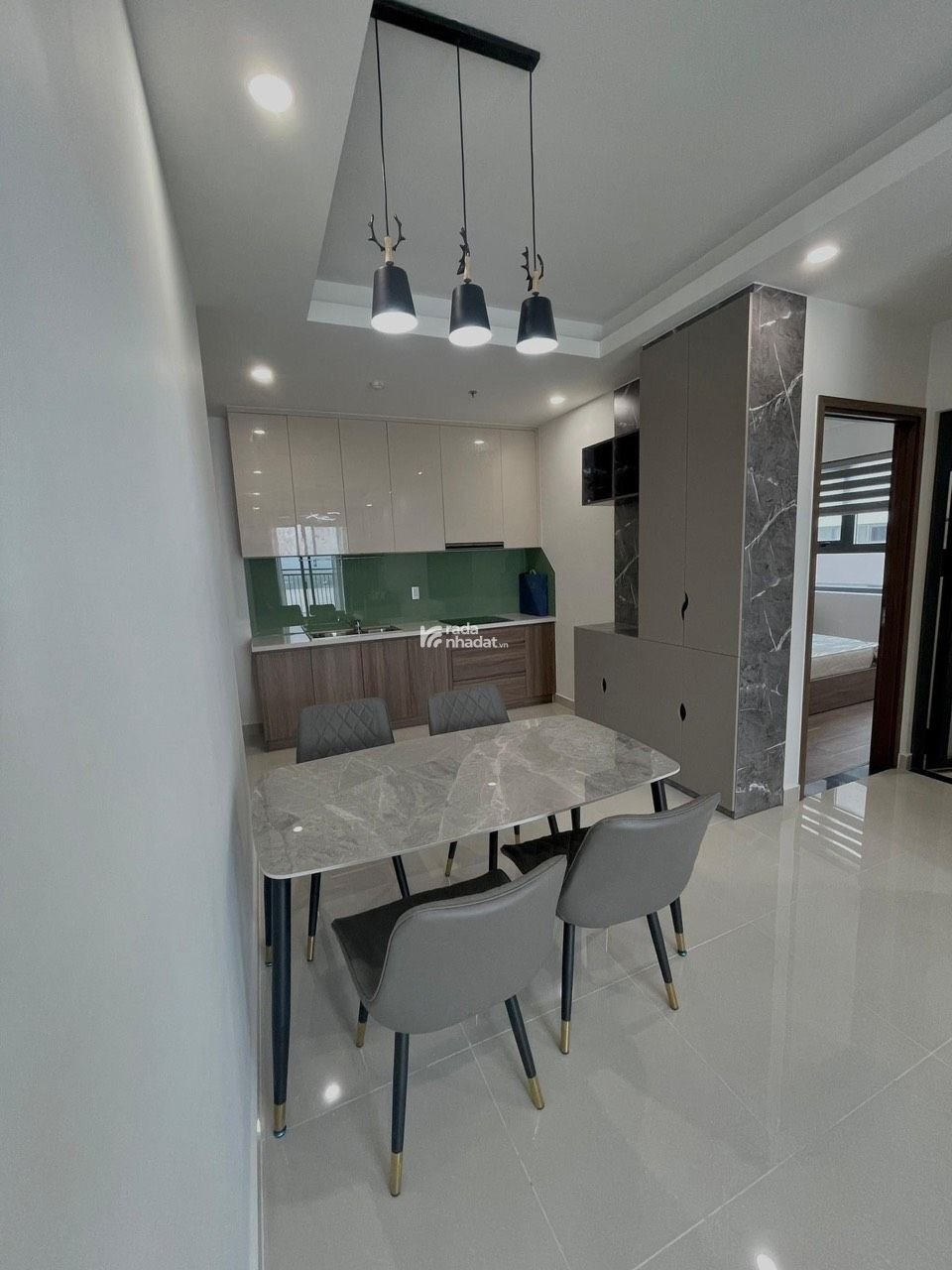 Bán căn hộ chung cư Him Lam Thạch Bàn 2PN 3 tỷ 1 căn góc nhà đẹp
