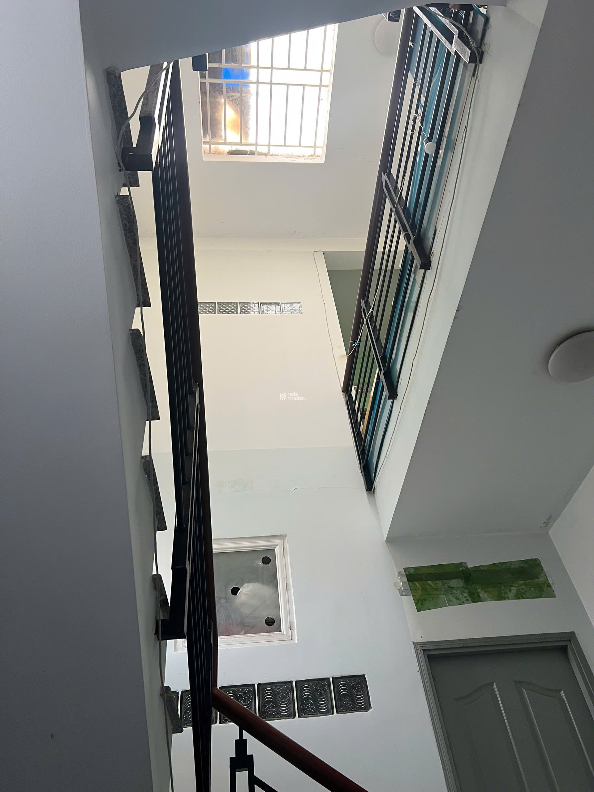 BÁN NHÀ HẺM HOÀ HƯNG QUẬN 10 - 5.8 TỶ