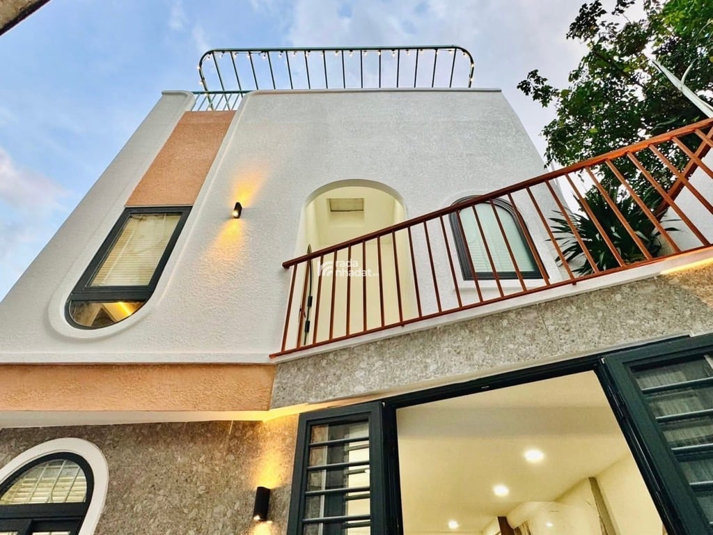 SÁT MT QUỐC LỘ 13, BÌNH THẠNH, 41M2 Ở NGAY. GIẢM 350TR CHỈ CÒN 6.6T TL