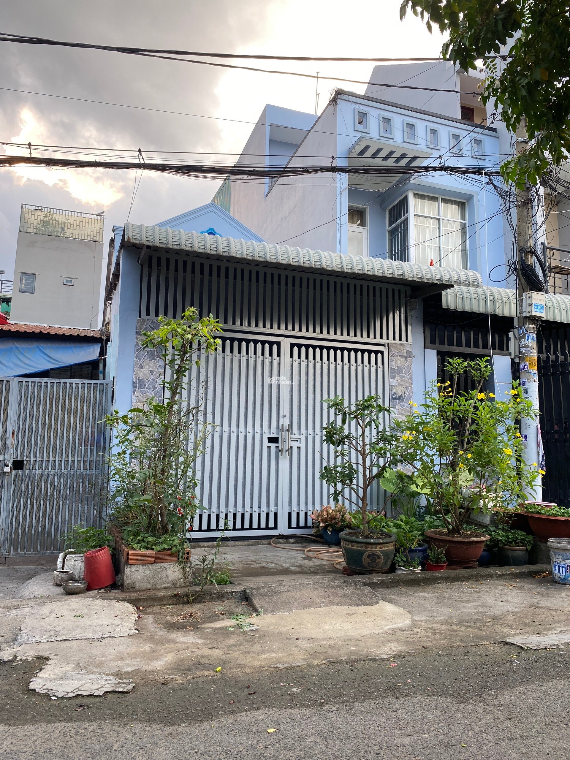 CẦN BÁN GẤP NHÀ CẤP 4 MỚI DỌN VÀO Ở NGAY! SÁT CHỢ LINH XUÂN - THỦ ĐỨC -