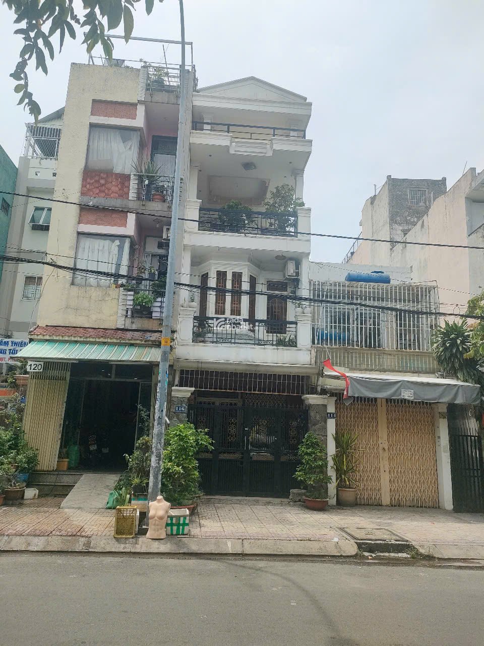 BÁN NHÀ MẶT TIỀN GẦN LÊ TRỌNG TẤN, TÂN PHÚ. GIÁ 110TR/M