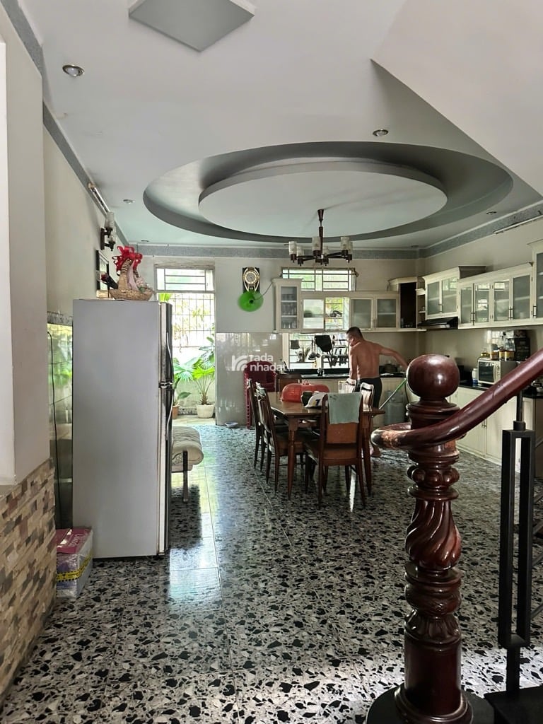 Bán gấp 3 tầng, 70m2, Nguyễn Văn Lượng, P16, Gò Vấp, giá 5.5 tỷ