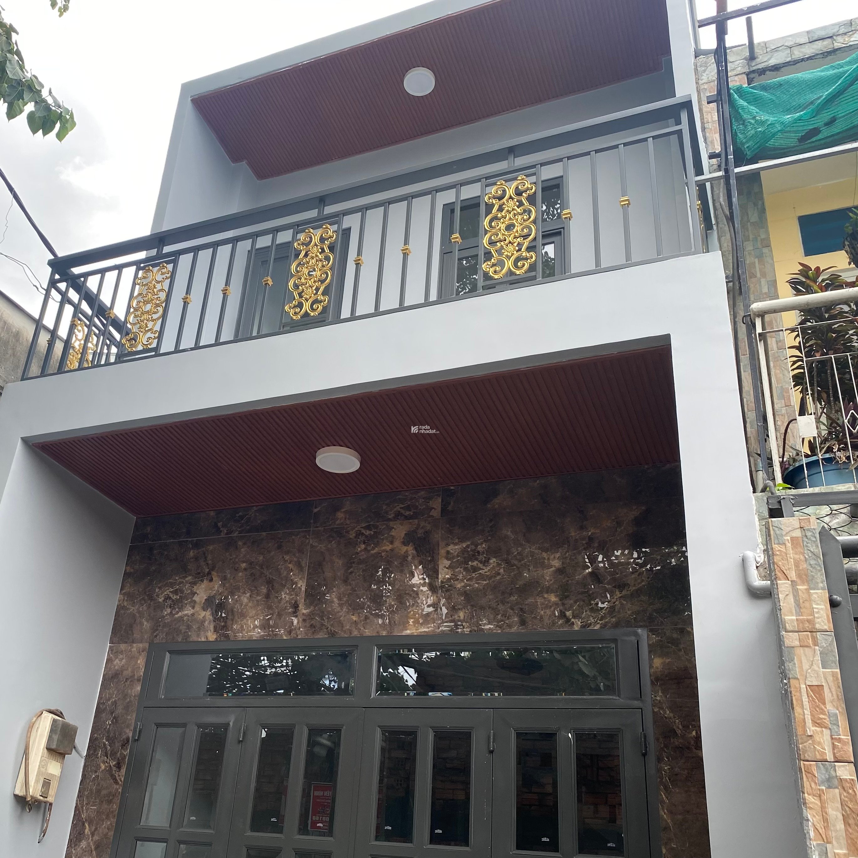 HXH 4m gần MT Âu Cơ, 4PN DT 46M2, lô góc, nhà mới dọn vào ở ngay