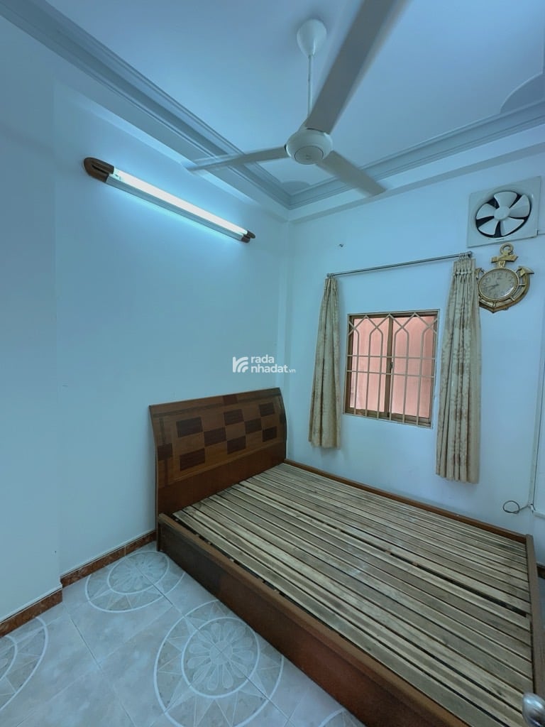 SÁT Q10, HẺM XE HƠI ĐẤT THÁNH, TÂN BÌNH, 38M2 TIỆN CẢI TẠO MỚI. GIẢM 350TR CHỈ CÒN 5.6T TL 