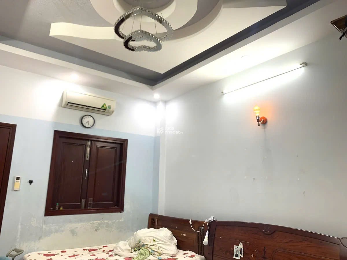 Mặt tiền Đặng Minh Trứ, khu Bàu Cát, 5 tầng, 83m2, KD tốt, chỉ 9.5 tỷ TL