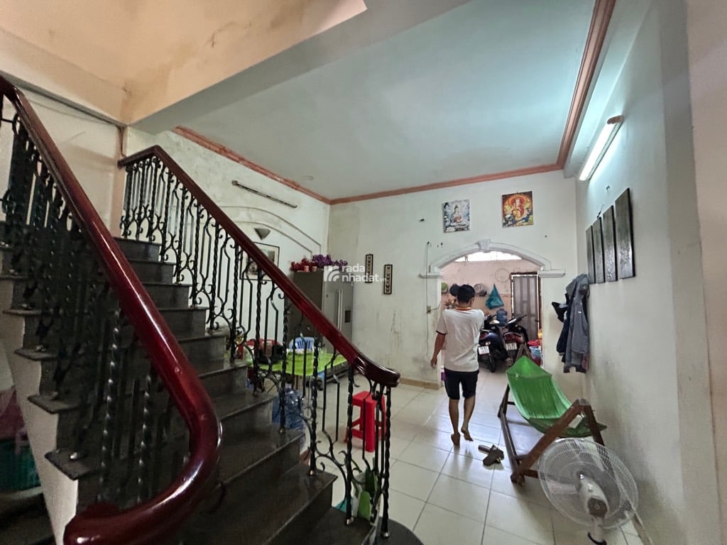 HXT THÔNG NGANG LỚN 88M2 3 TẦNG CHỈ NHỈNH 9 TỶ