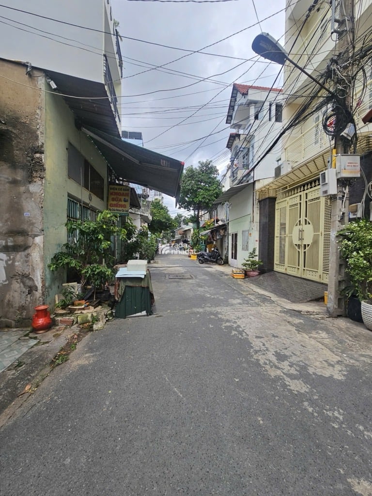 HẺM XE HƠI SÁT MT VĂN CHUNG, TÂN BÌNH, 73M2 CÓ KC Ở NGAY. GIẢM 350TR CHỈ CÒN 11T TL 
