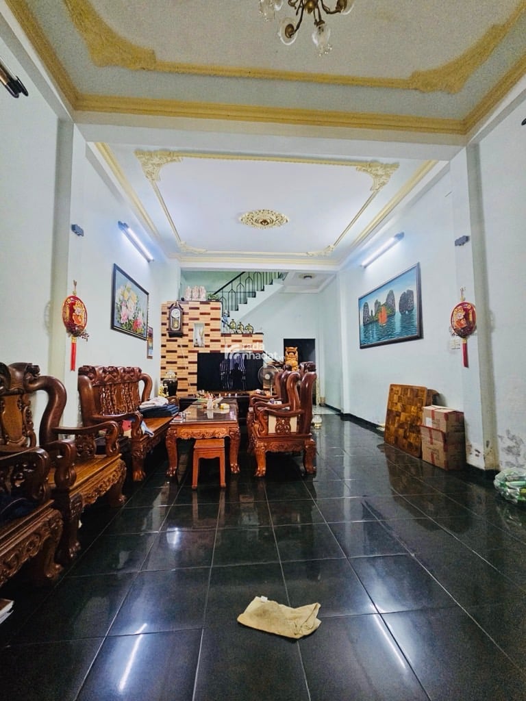 HẺM XE HƠI SÁT MT VĂN CHUNG, TÂN BÌNH, 73M2 CÓ KC Ở NGAY. GIẢM 350TR CHỈ CÒN 11T TL 