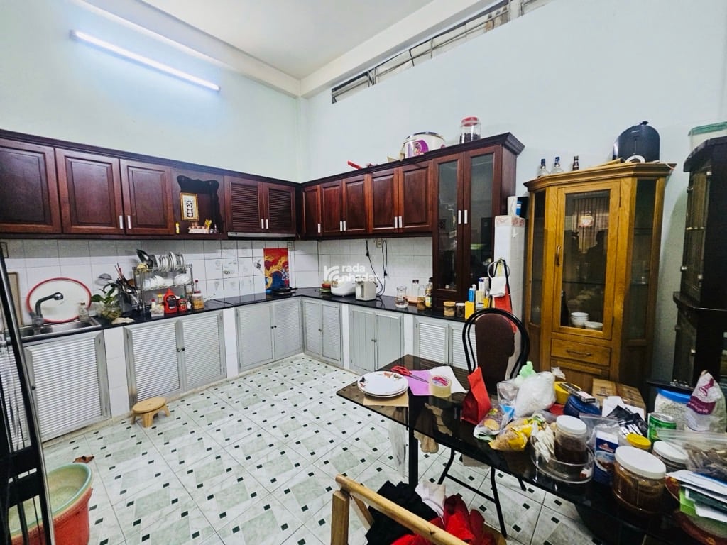 HẺM XE HƠI SÁT MT VĂN CHUNG, TÂN BÌNH, 73M2 CÓ KC Ở NGAY. GIẢM 350TR CHỈ CÒN 11T TL 