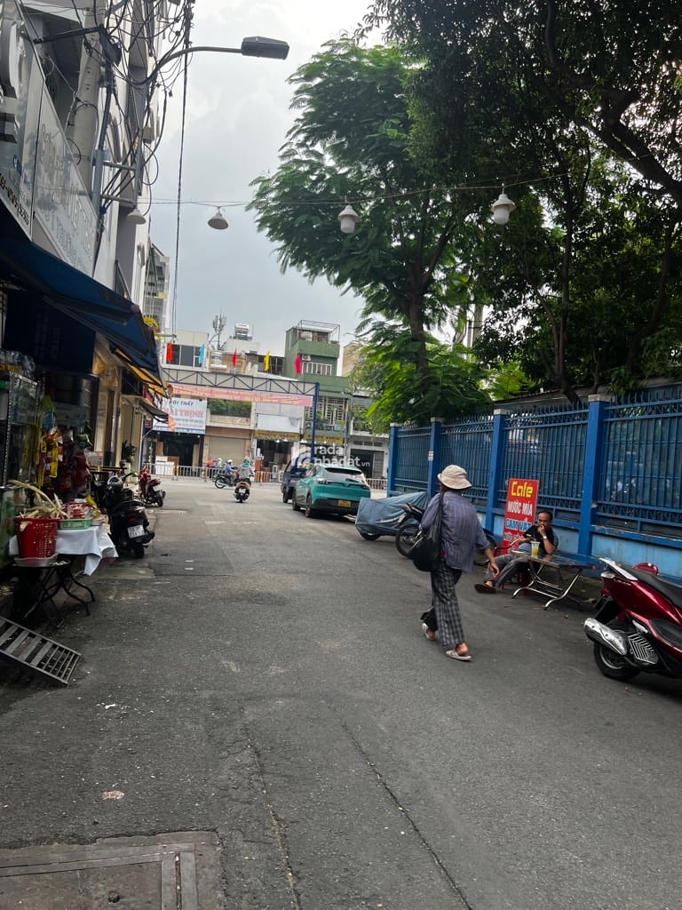 KHU ETOWN, HẺM XE HƠI TRƯỜNG CHINH, TÂN BÌNH, 40M2 TIỆN XÂY. GIẢM 350TR CHỈ 7.95T TL 