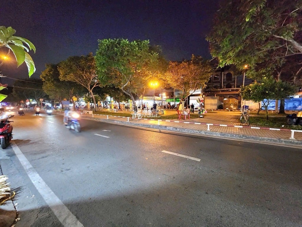 Nhà Kênh Nước Đen , BHHA , Bình Tân . 3,9x tỉ