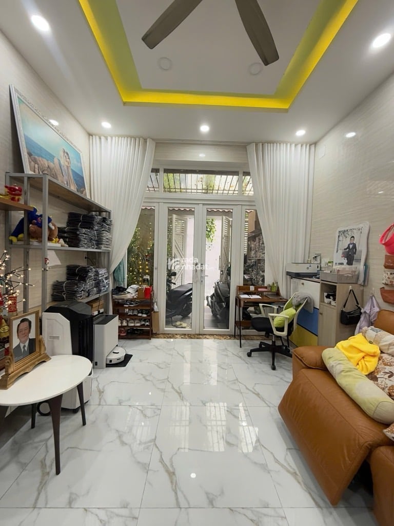BÁN NHÀ LẠC LONG QUÂN 61M2 3 TẦNG BTCT NỞ HẬU TẶNG NỘI THẤT 7.3 TỶ NGÃ TƯ BẢY HIỀN