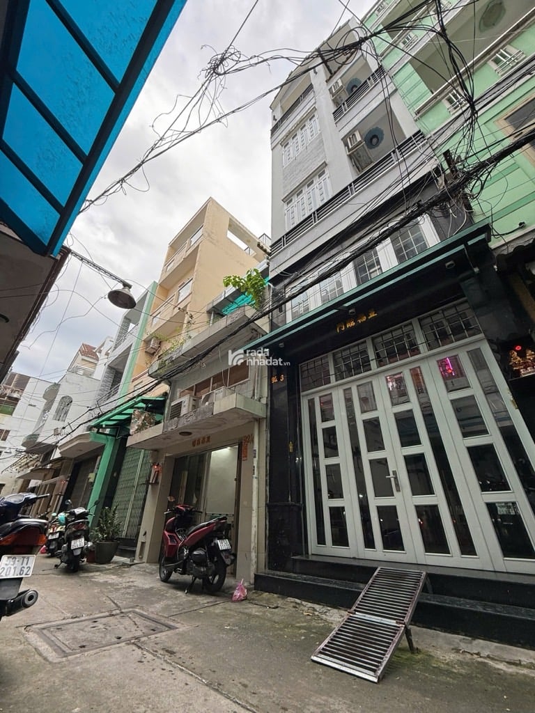 Nhà 1/ ngay sát mặt tiền,  trung tâm Quận 6, 3 tầng mà chỉ hơn 7 tỷ 