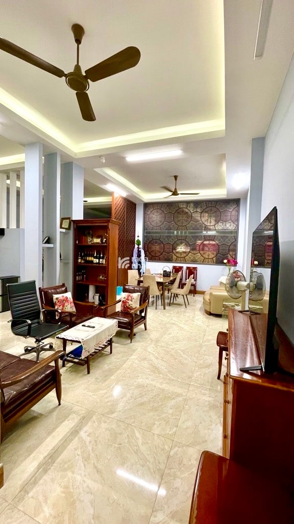 Giảm 1,5 tỷ nhà bán mặt tiền Cao Lỗ 5 tầng, 184m2 (8x23m), tiện làm VP cty, spa, chỉ 27,5 tỷ