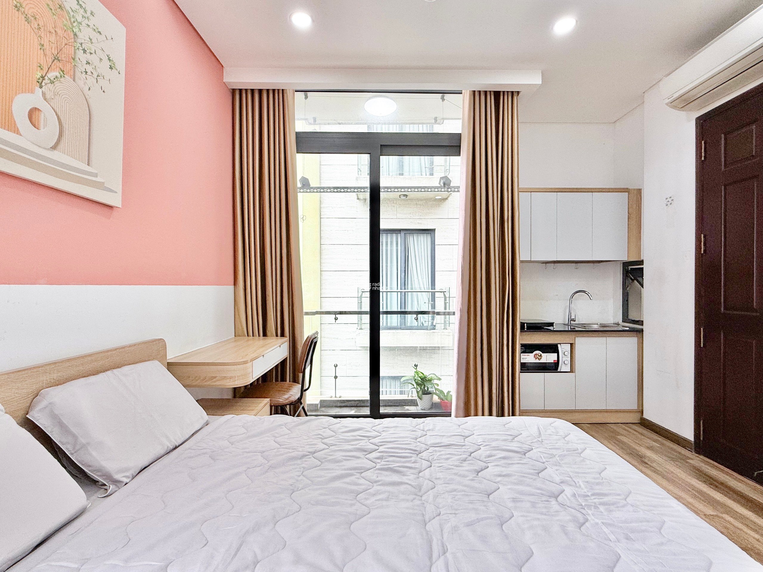 CĂN HỘ STUDIO BAN CÔNG FULL NỘI THẤT RỘNG QUẬN 3