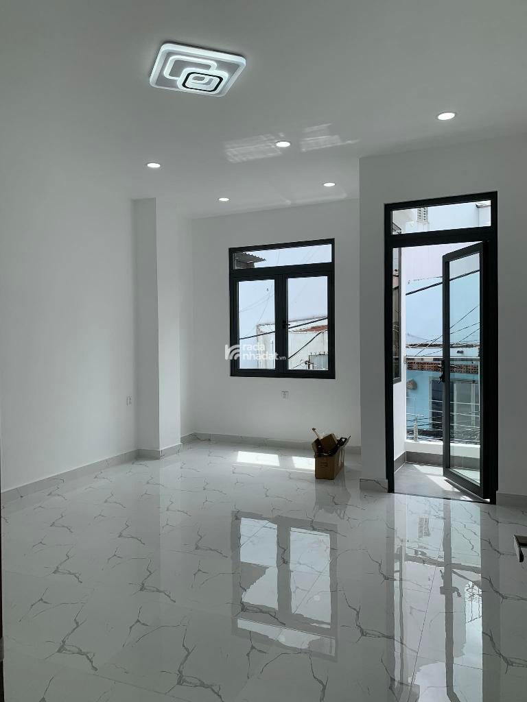 TRƯỜNG CHINH – P.12 – Q. TÂN BÌNH - DT: 4.35*16M- 8 TỶ 9