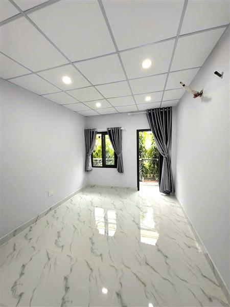 HẺM BA GÁC - NHÀ MỚI XINH - NGANG 4M HOA HẬU - VUÔNG ĐÉC - KHÔNG LỘ GIỚI 