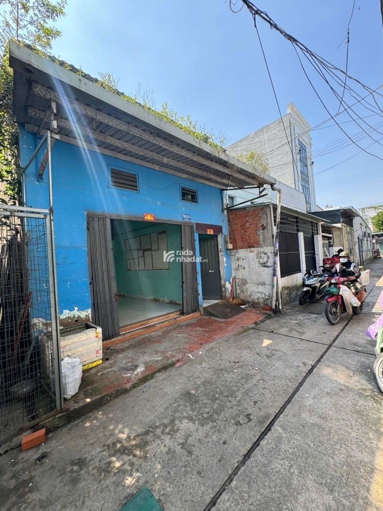 BÁN ĐẤT TẶNG NHÀ -HẺM XE TẢI GẦN BỆNH VIỆN BÌNH TÂN -5 14 -4.9 TỶ