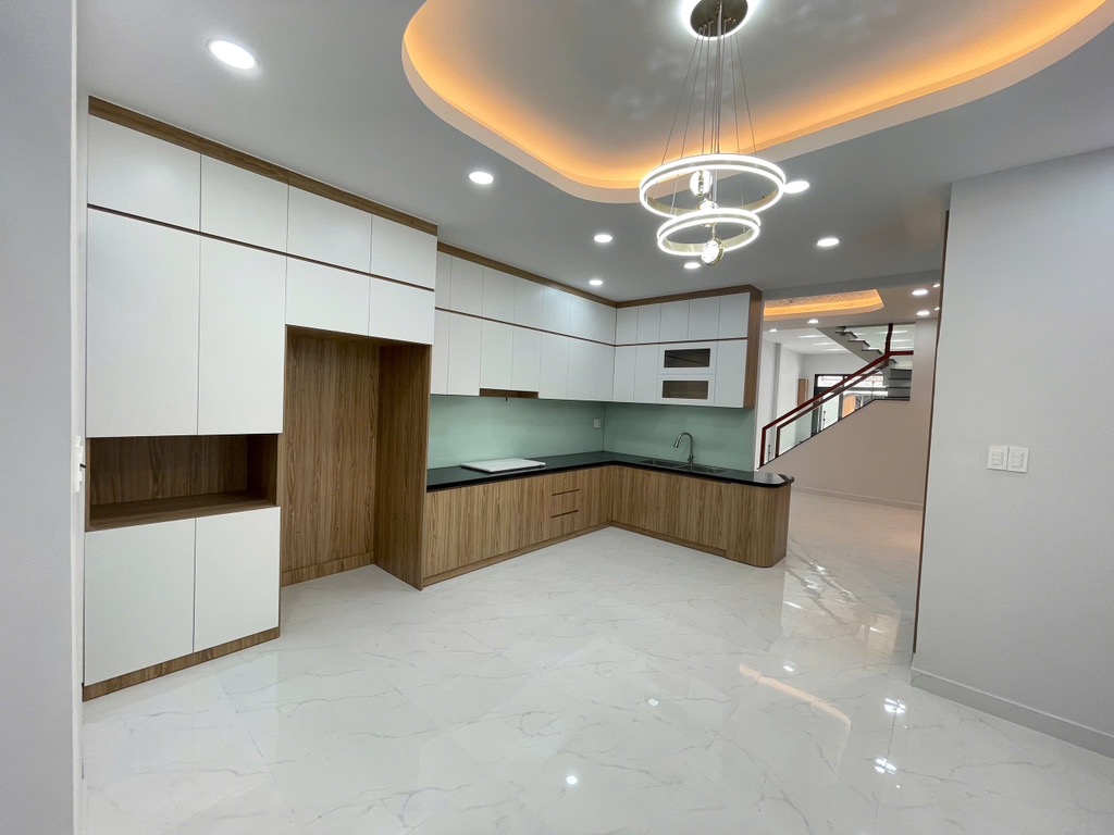 HẺM XE TẢI 8M TRUNG TÂM TÂN PHÚ - KẾ QUẬN 11 - 100M2 - 3 TẦNG NHÀ MỚI Ở NGAY - NHÀ ĐẸP
