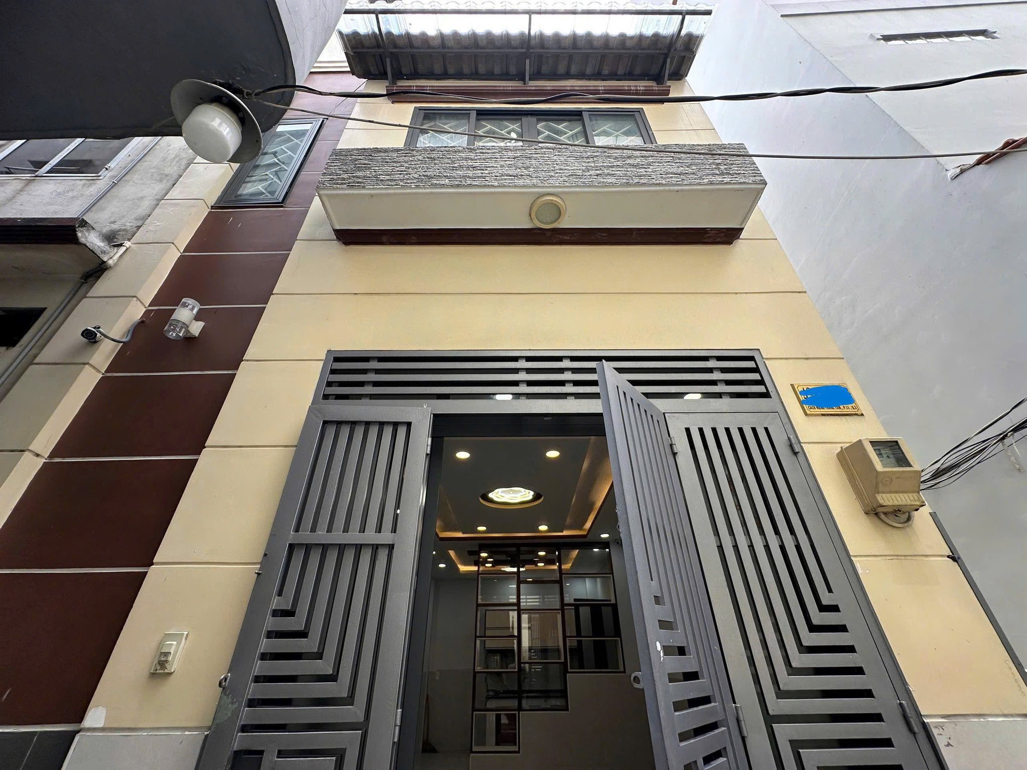 Chính chủ cần bán gấp nhà Cách Mạng Tháng 8, Phường 11, Quận 3, Giá 3 tỷ 185 / 45m2 