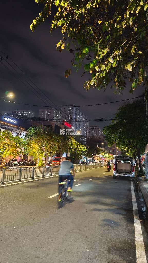 NGAY CHỢ VẢI, MTKD KÊNH TÂN HÓA, TÂN PHÚ, 110M2 HIẾM CÓ. GIẢM 550TR CHỈ 16.5T