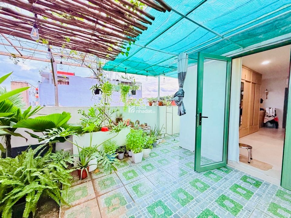 BÁN NHÀ NGAY CỤM ĐH CÔNG THƯƠNG  HXH TRÁNH THÔNG  3 TẦNG ĐẸP  7PN  88M NGANG 5 NỞ HẬU GIÁ 10 TỶ