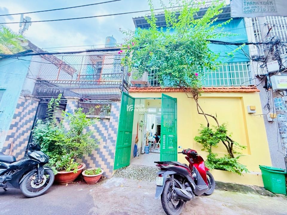 BÁN NHÀ NGAY CỤM ĐH CÔNG THƯƠNG  HXH TRÁNH THÔNG  3 TẦNG ĐẸP  7PN  88M NGANG 5 NỞ HẬU GIÁ 10 TỶ