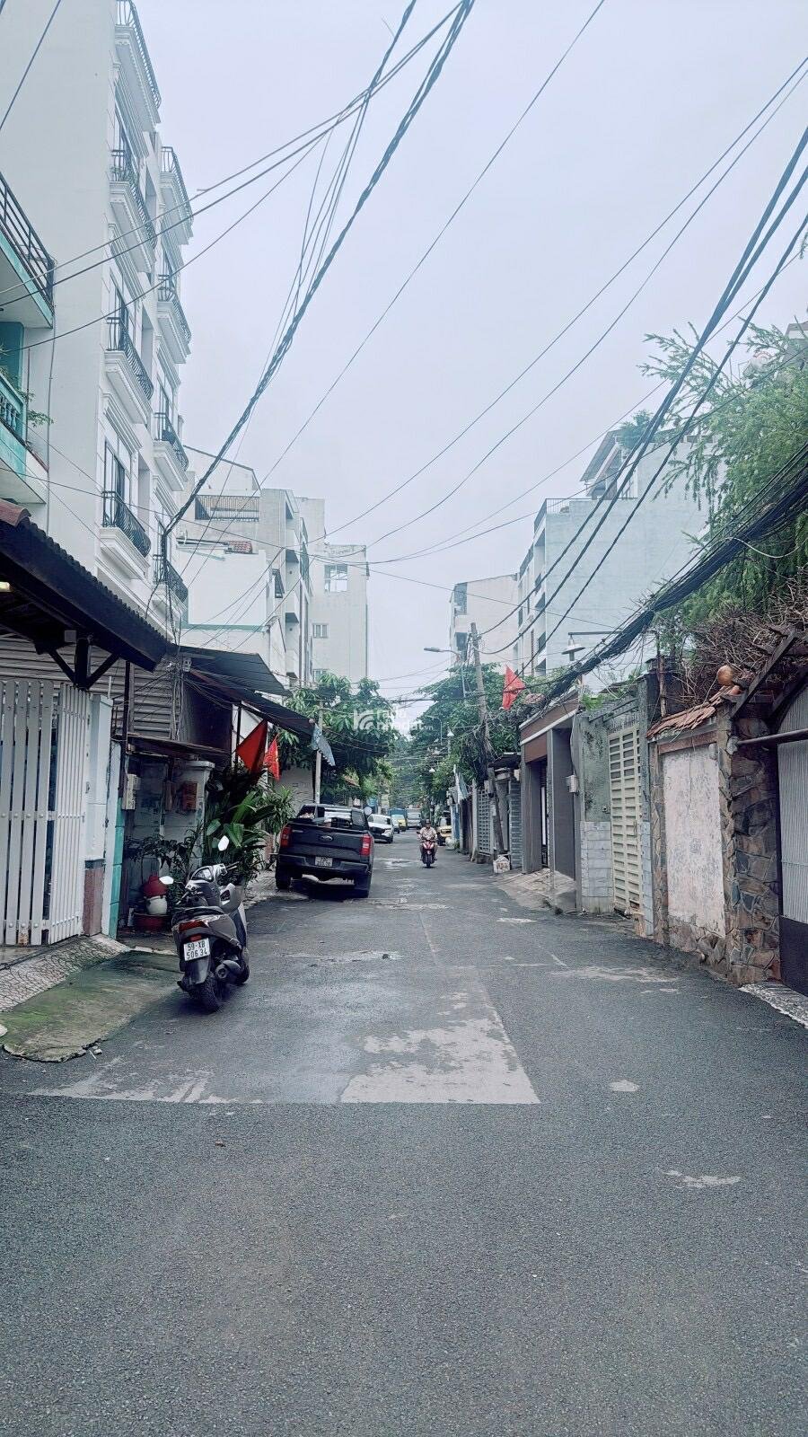 GIẢM 2.2 TỶ - NHÀ ĐẸP BÙI ĐÌNH TÚY 4 TẦNG 100M2 VUÔNG A4 - GIÁ 18.8 TỶ