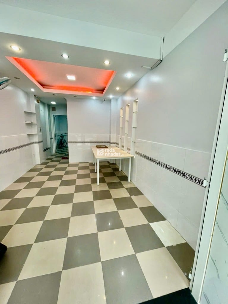 NHÀ ĐẸP 5 TẦNG - MẶT TIỀN ĐƯỜNG - KDC BÌNH PHÚ - HIẾM NHÀ BÁN