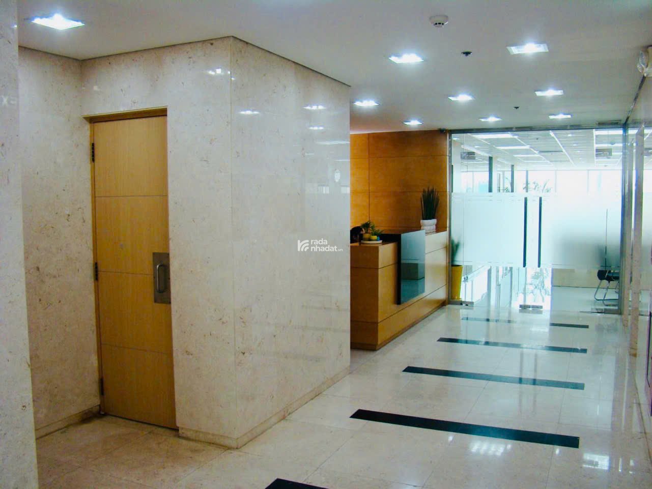 Bán Tòa Nhà Mặt Tiền ĐƯờng Nguyễn Thanh Sơn Q.2 DT 10x20m Hầm 7 tầng HDT 300tr giá 100 tỷ