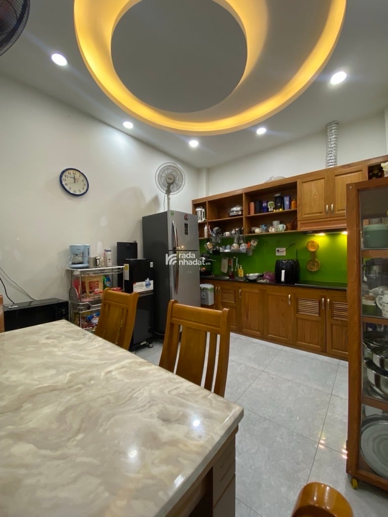 HẺM NHỰA XE TẢI TRÁNH NHAU 5 TẦNG 6PN 7WC VỊ TRÍ ĐẸP  