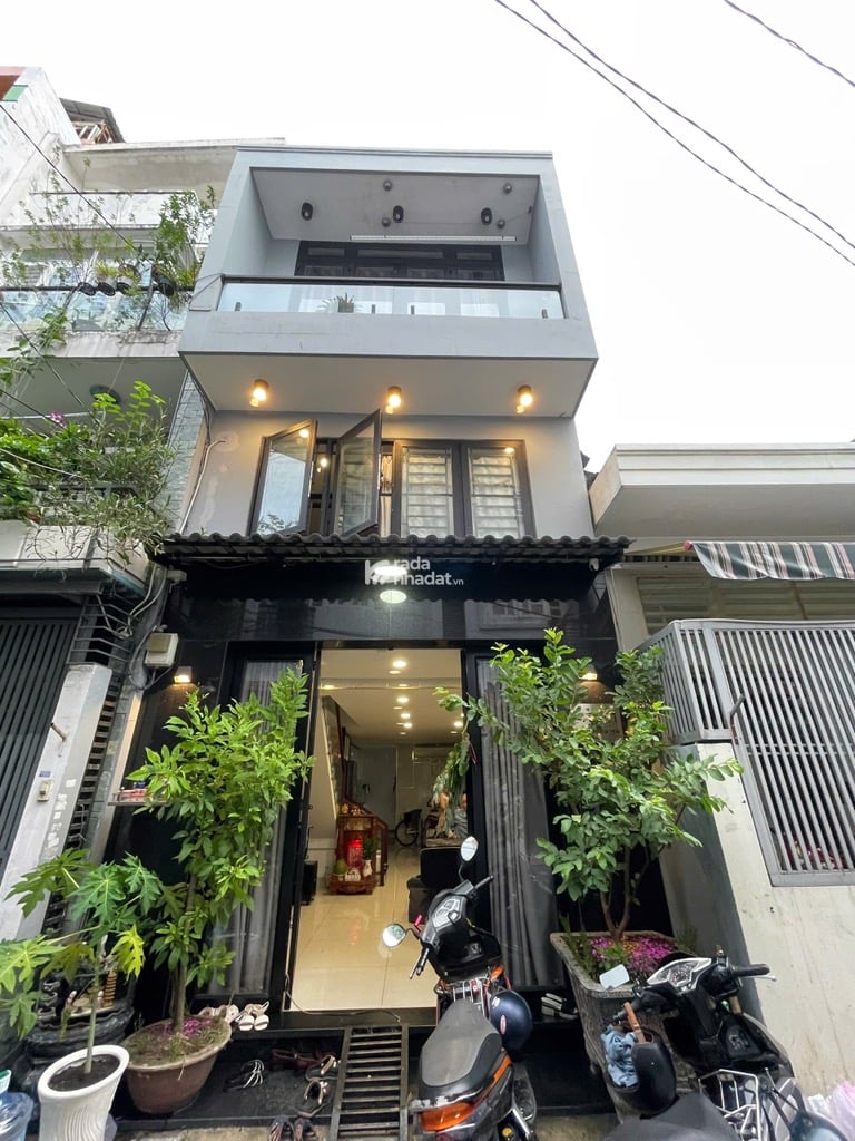 Bán nhà hẻm xe hơi đường Tô Hiệu 4x13 trệt 2 lầu giá 5.6 tỷ TL 