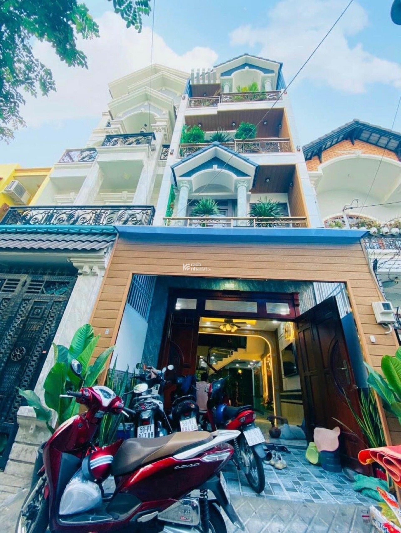 Nhà 10tỷ500tr giảm còn 8tỷ050 tr Trần Quốc Thảo P7 Quận 3 DT 101.1m2. Sổ riêng